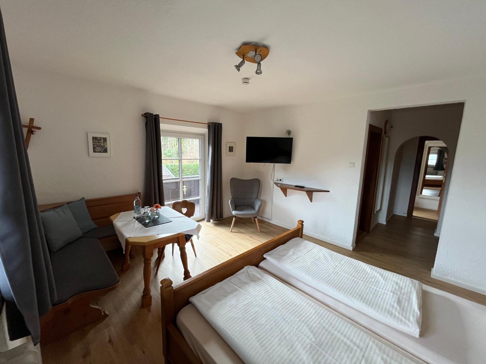 Gaestehaus Hotel Maria Theresia Schliersee Exterior photo